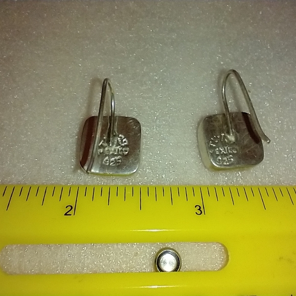 Earnings - Picture 4 of 7